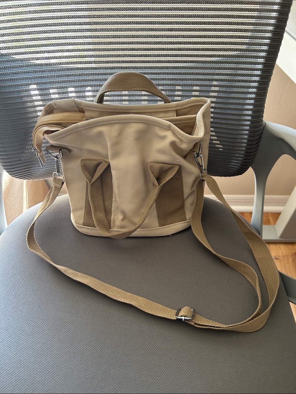 Canvas Crossbody Tote Bag in Khaki
